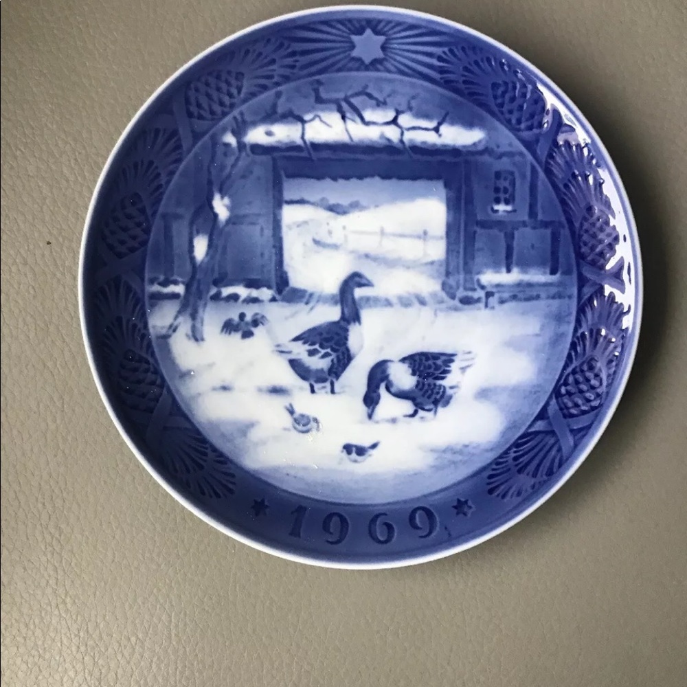 Royal Copenhagen Christmas plate 1969